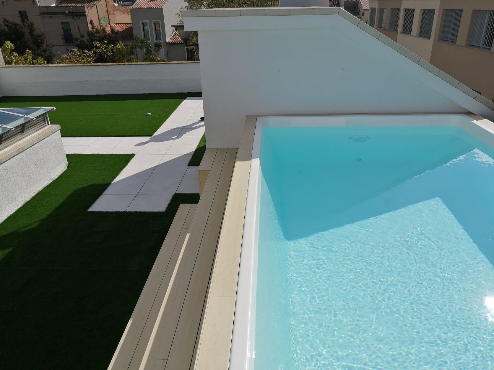 piscina elevada en terraza